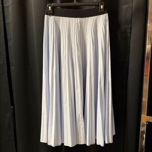 Forever 21 baby Blue pleated Skirt